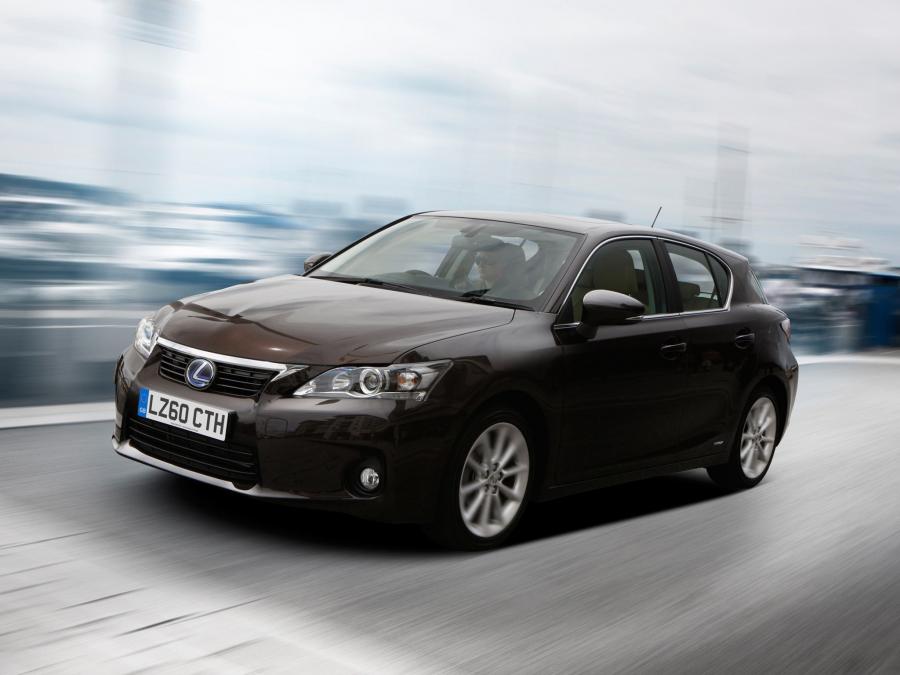  Lexus CT200h 2010 года  (UK) (фото 14 из 27)